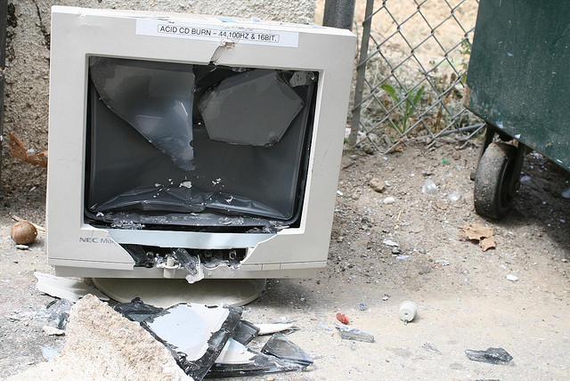 Cracked_Screen